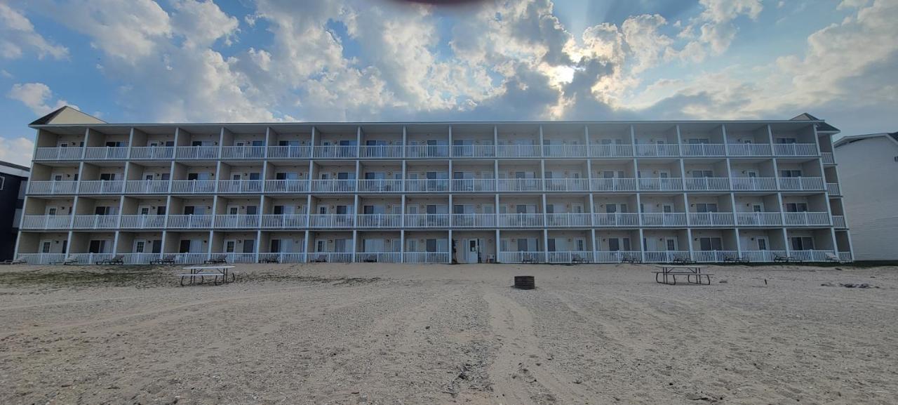 Mackinaw Beach And Bay Inn & Suites Mackinaw City Exteriér fotografie