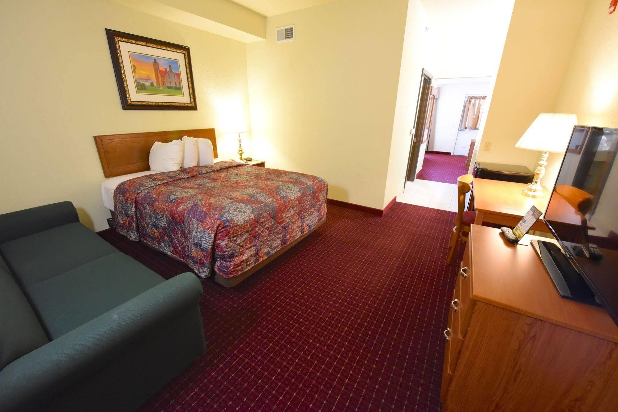 Mackinaw Beach And Bay Inn & Suites Mackinaw City Exteriér fotografie